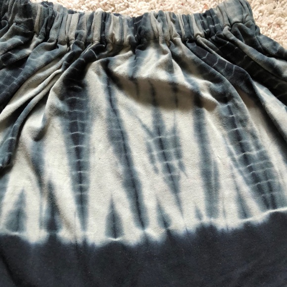 🌿Upcycled Calvin Klein Skirt🌿 - Picture 4 of 4